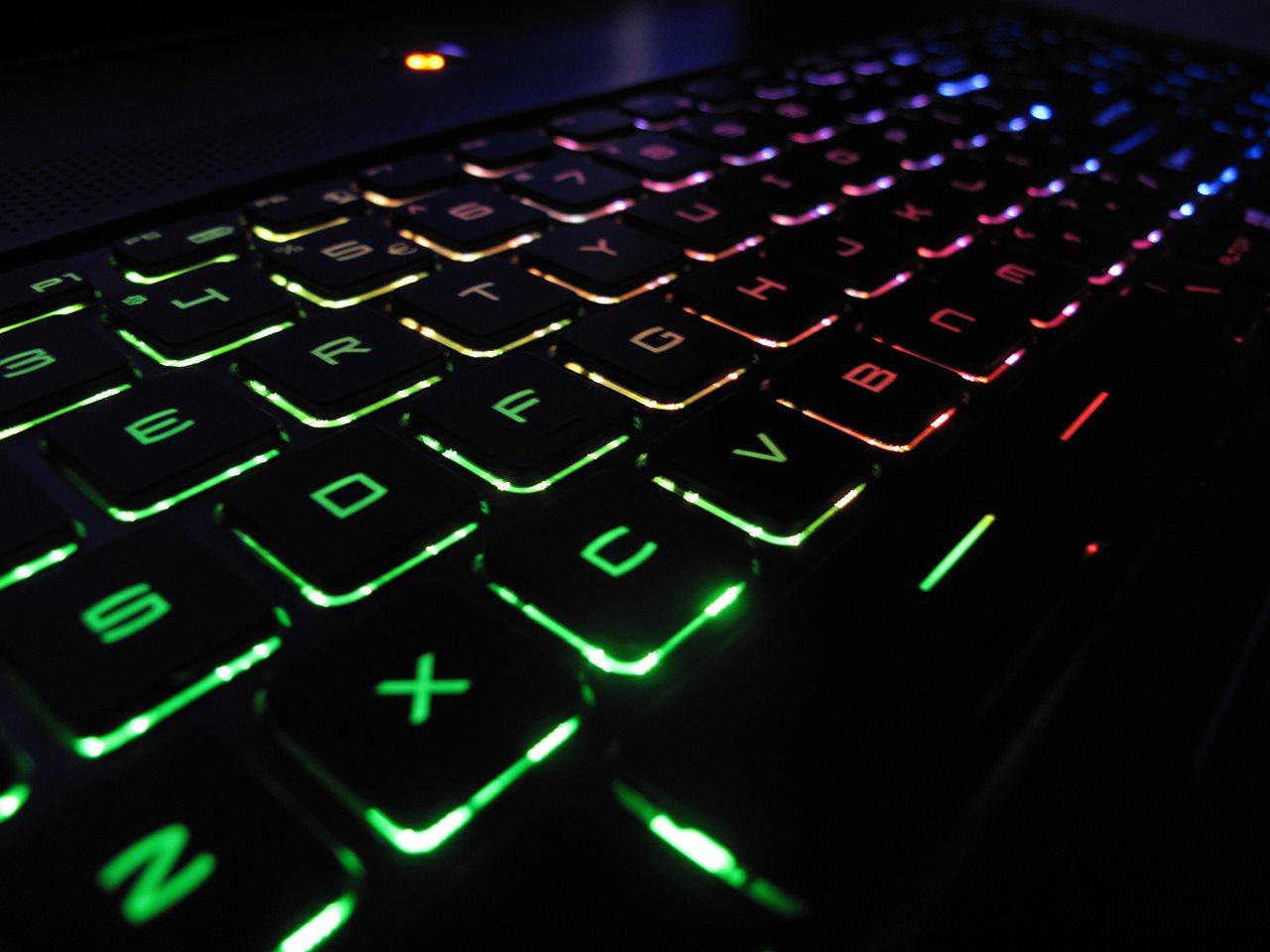 [30/09/2013] MSI G70 18