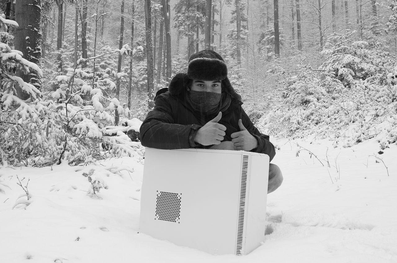 [12/09/2013] So spektakulär wurde Hardware wohl noch nie in Szene gesetzt: PCGHX-Mitglied Jarafi im Community-Porträt (178)