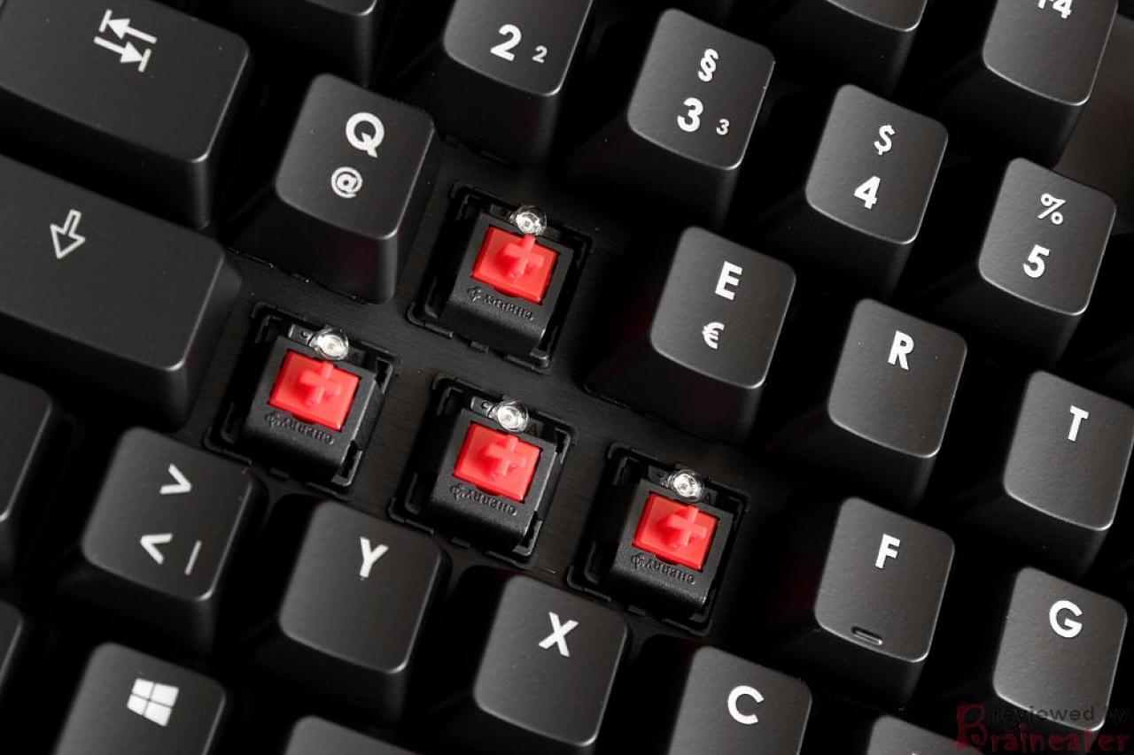 [04/09/2013] Corsair Vengeance K70 (12)