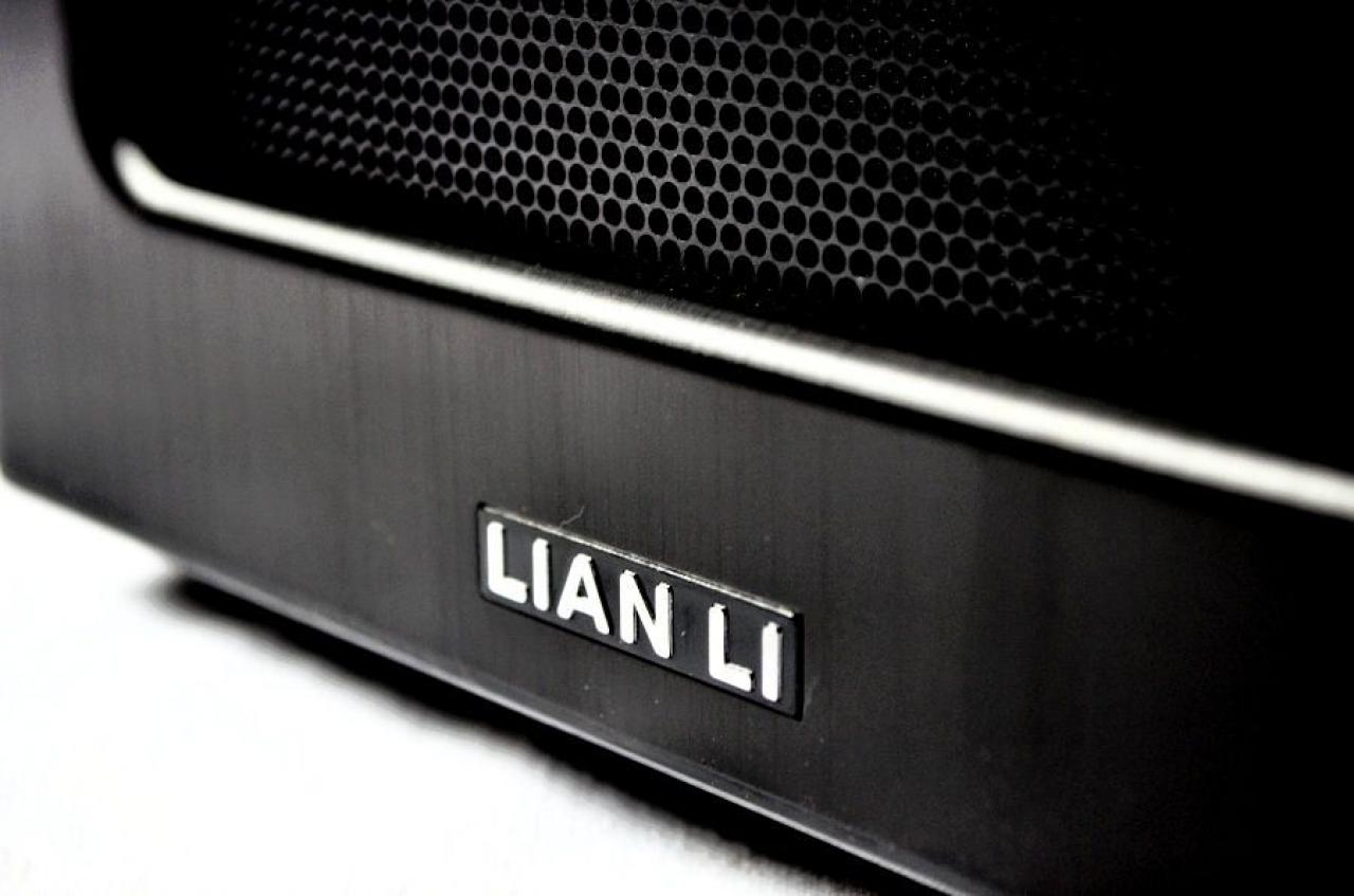 [24/09/2013] Lian Li PC-7HX (45)