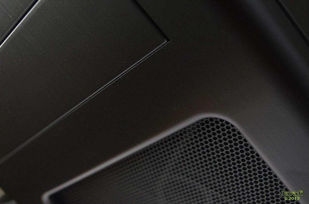 [24/09/2013] Lian Li PC-7HX (10)