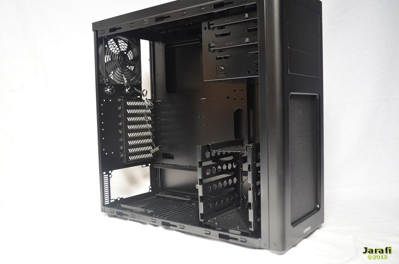 [24/09/2013] Lian Li PC-7HX (32)