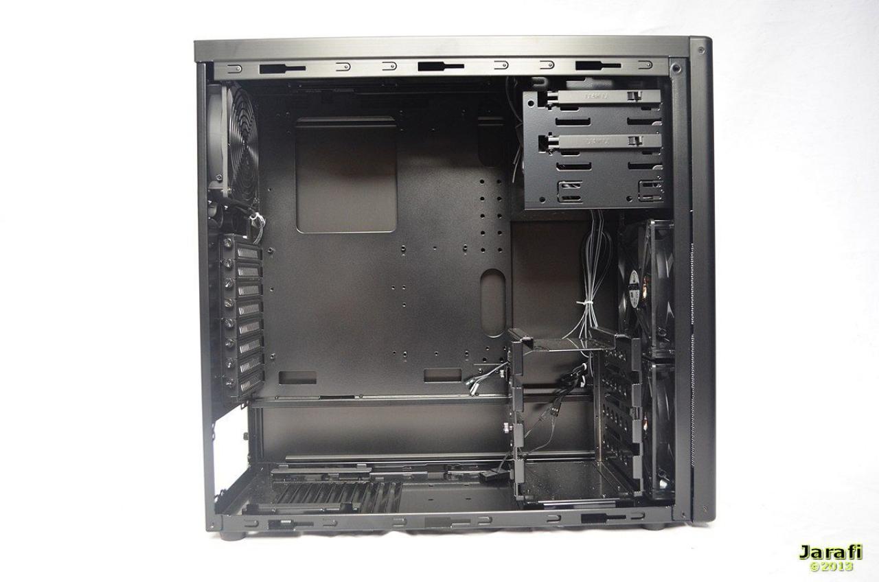 [24/09/2013] Lian Li PC-7HX (33)