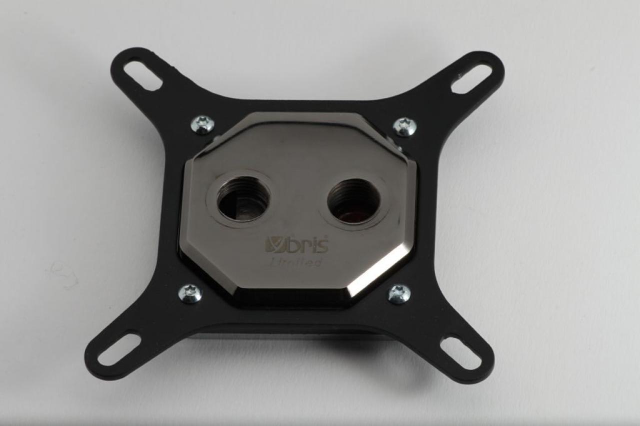 [18/09/2013] Update vom 19.09. mit neuen wassergekühlten PCs (26)