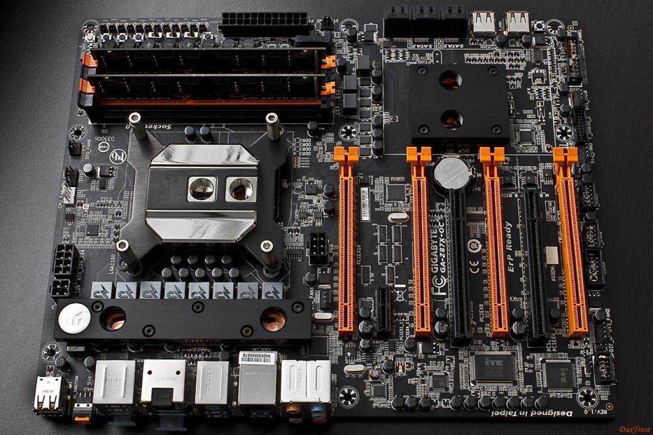 [18/09/2013] Update vom 19.09. mit neuen wassergekühlten PCs (68)