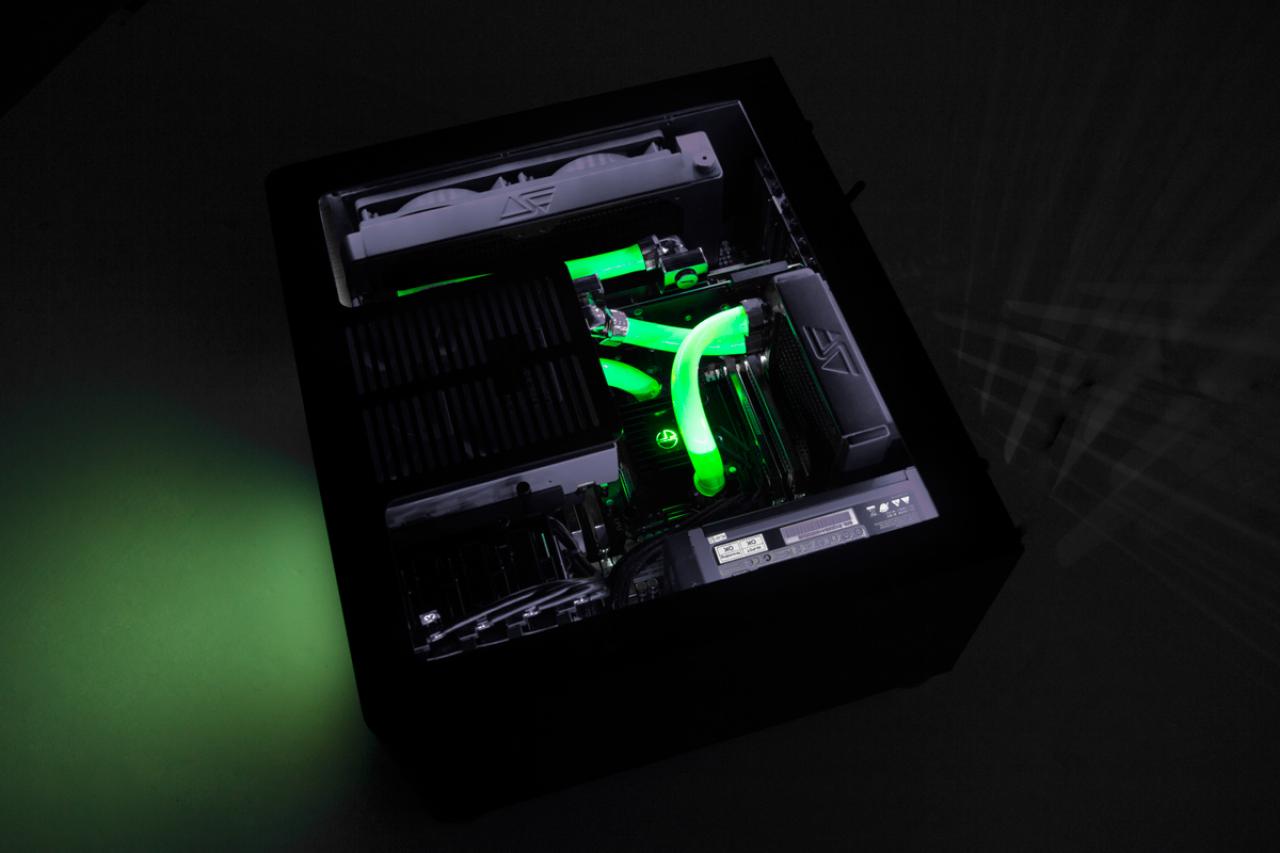 [19/09/2013] Steiger Dynamics Leet: Konfigurierbare High-End-Systeme im HTPC-Gehäuse veröffentlicht (9)