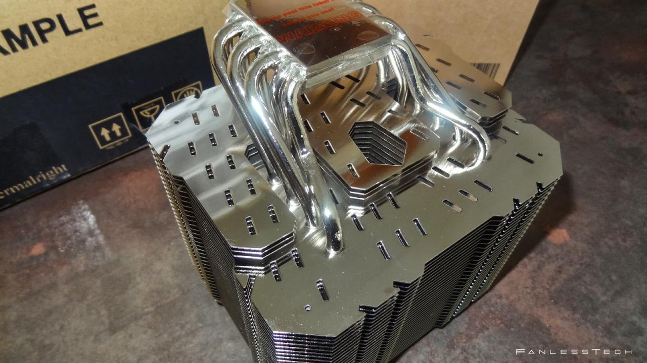 [22/09/2013] Thermalright HR-22: Hands-on des CPU-Kühlers erschienen (7)