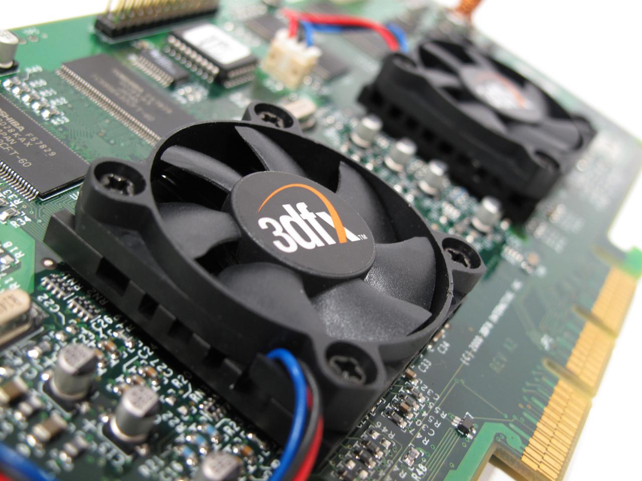 [23/09/2013] 3dfx Voodoo 5 5500 AGP 4x Revision A2-3300: Neu im PCGH-Testlabor (9)
