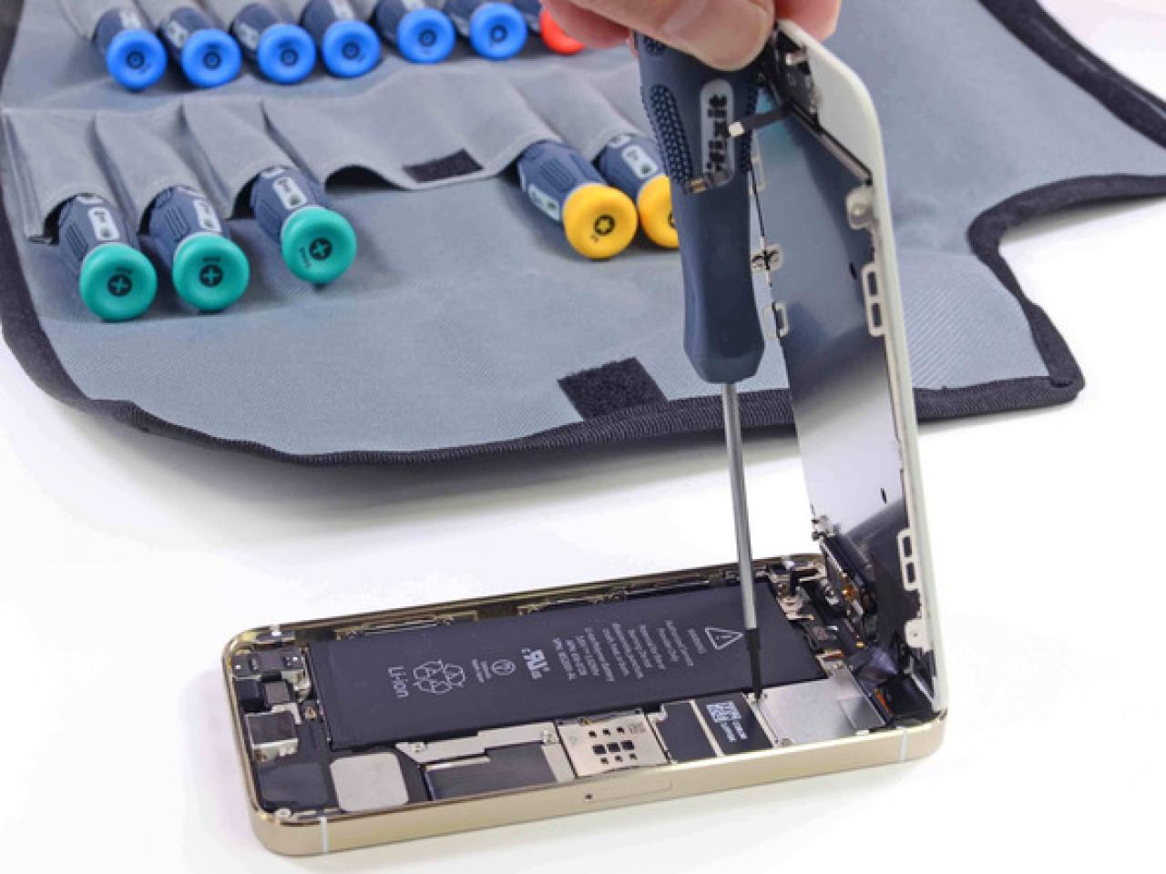 [20/09/2013] iPhone 5S: Reparatur leicht gemacht? (9)