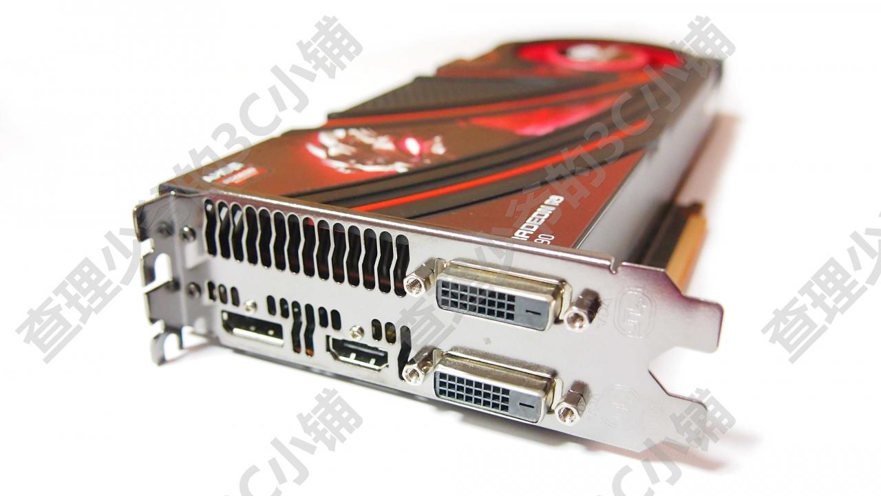[28/10/2013] AMD Radeon R9 290: Angeblicher Einführungspreis sowie Bilder aufgetaucht (4)