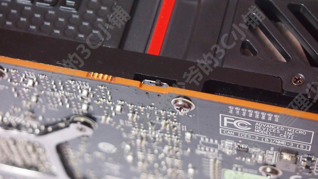 [28/10/2013] AMD Radeon R9 290: Angeblicher Einführungspreis sowie Bilder aufgetaucht (8)