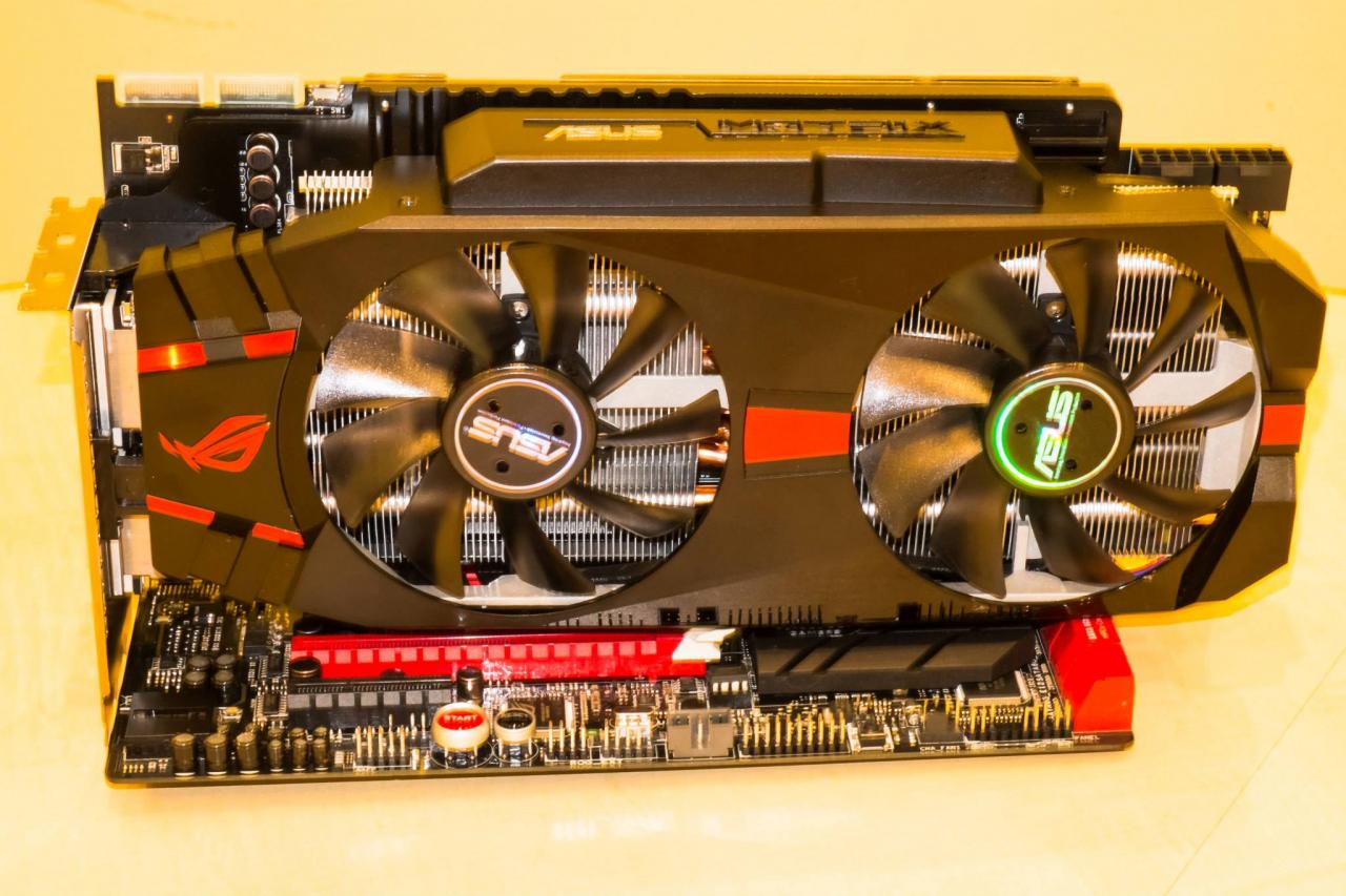 [04/10/2013] AMD Radeon R9 280X: Zahlreiche Bilder der Asus ROG Matrix veröffentlicht (10)