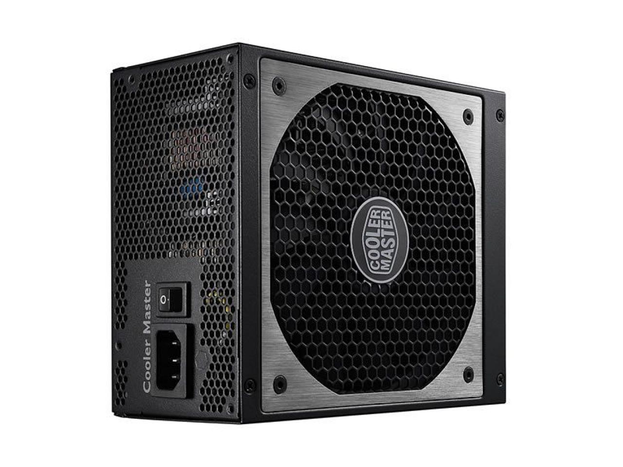[07/10/2013] Cooler Master V700 (7)