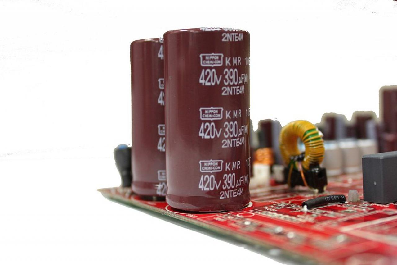 [07/10/2013] Cooler Master V700 (5)