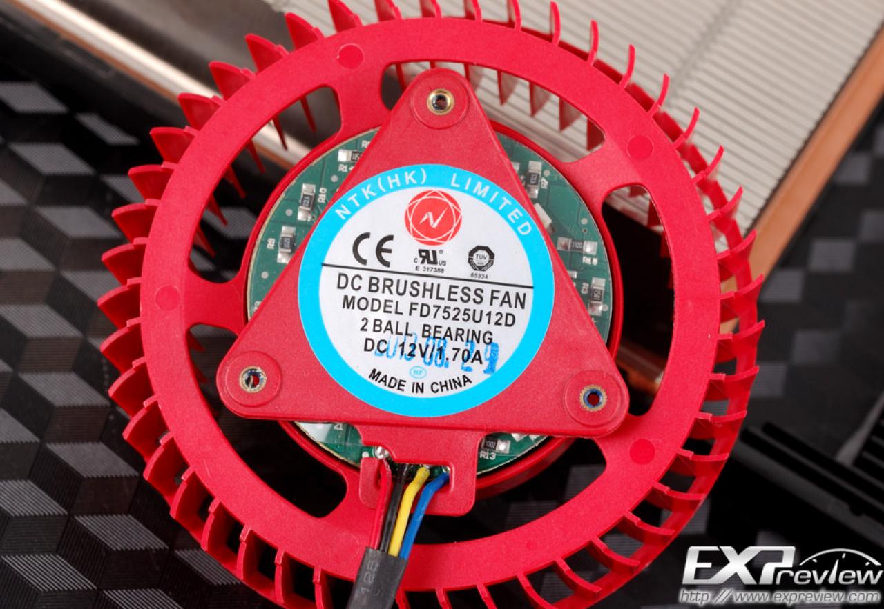 [14/10/2013] AMD Radeon R9 290X: Bilder eines zerlegten HIS-Referenzdesigns aufgetaucht (8)