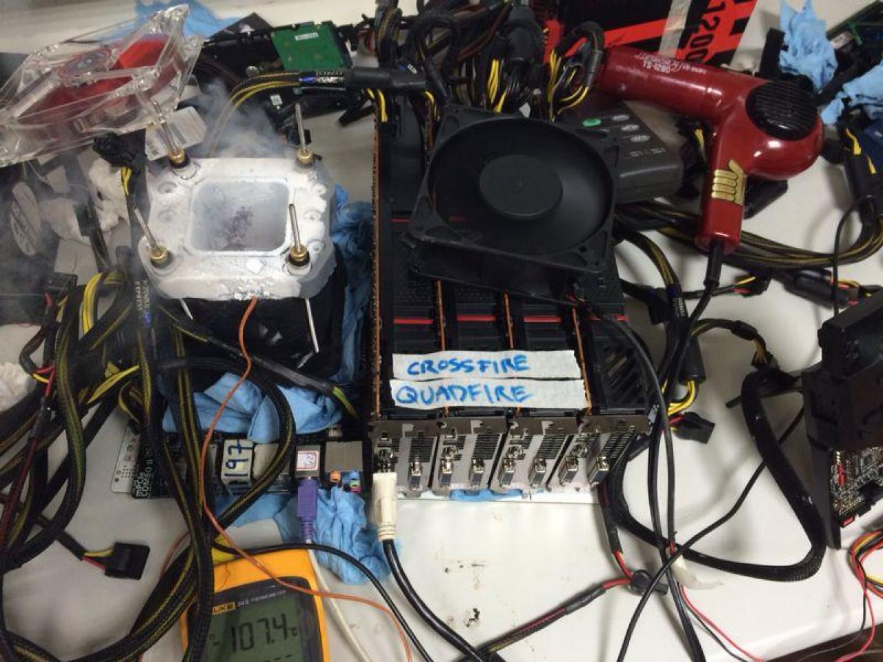 [24/10/2013] AMD Radeon R9 290X: Neuer 3DMark-Vantage-Rekord mit vier Hawaii-GPUs aufgestellt (1)
