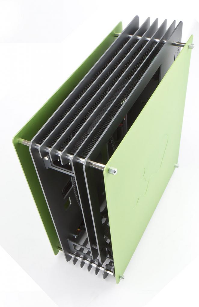 [08/10/2013] In Win H Frame Mini: Komptaktes Mini-ITX-Gehäuse für 190 Euro verfügbar (13)