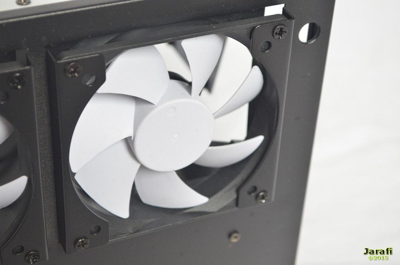 [02/10/2013] Fractal Design Node 304 (17)