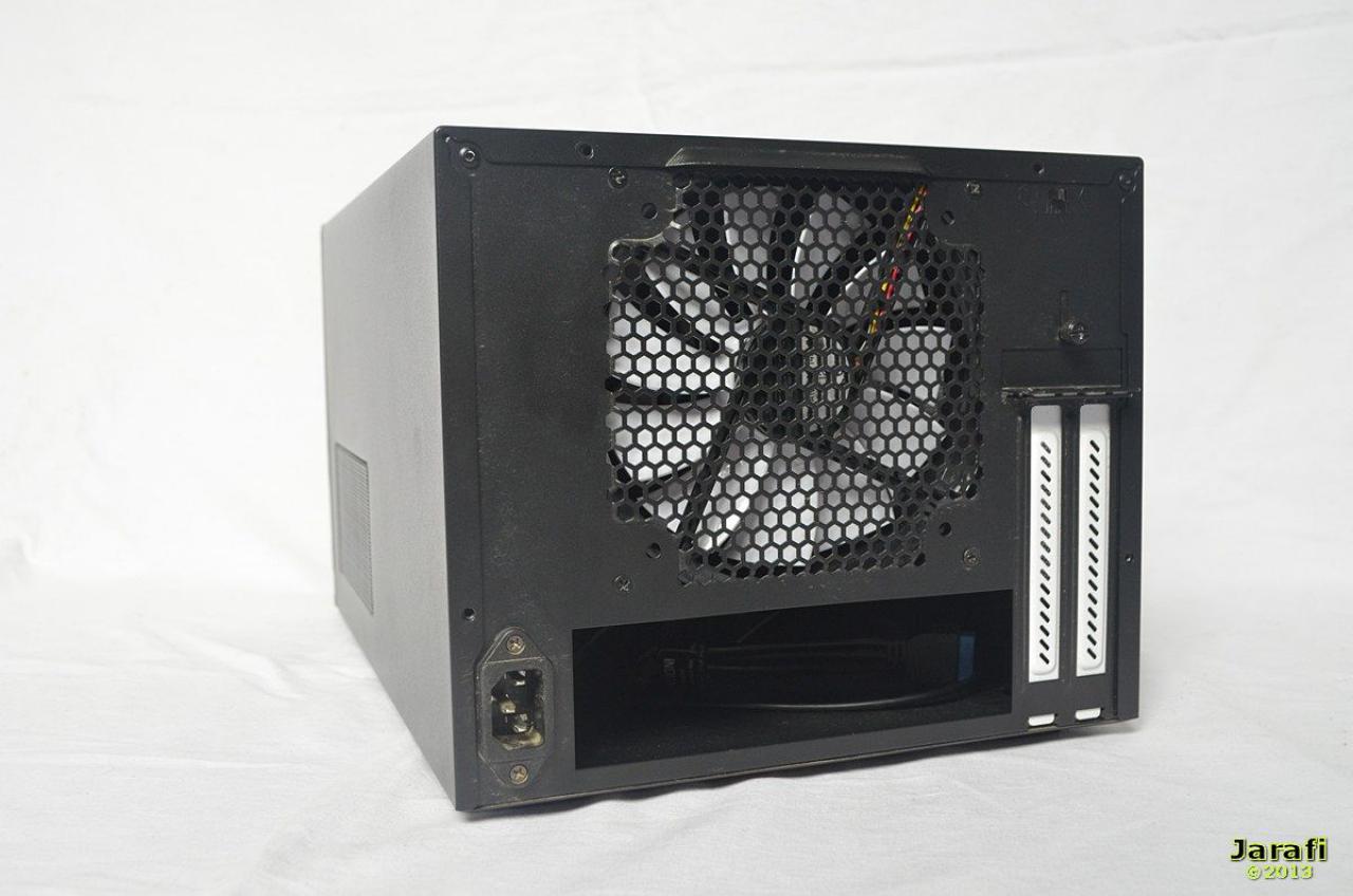 [02/10/2013] Fractal Design Node 304 (23)