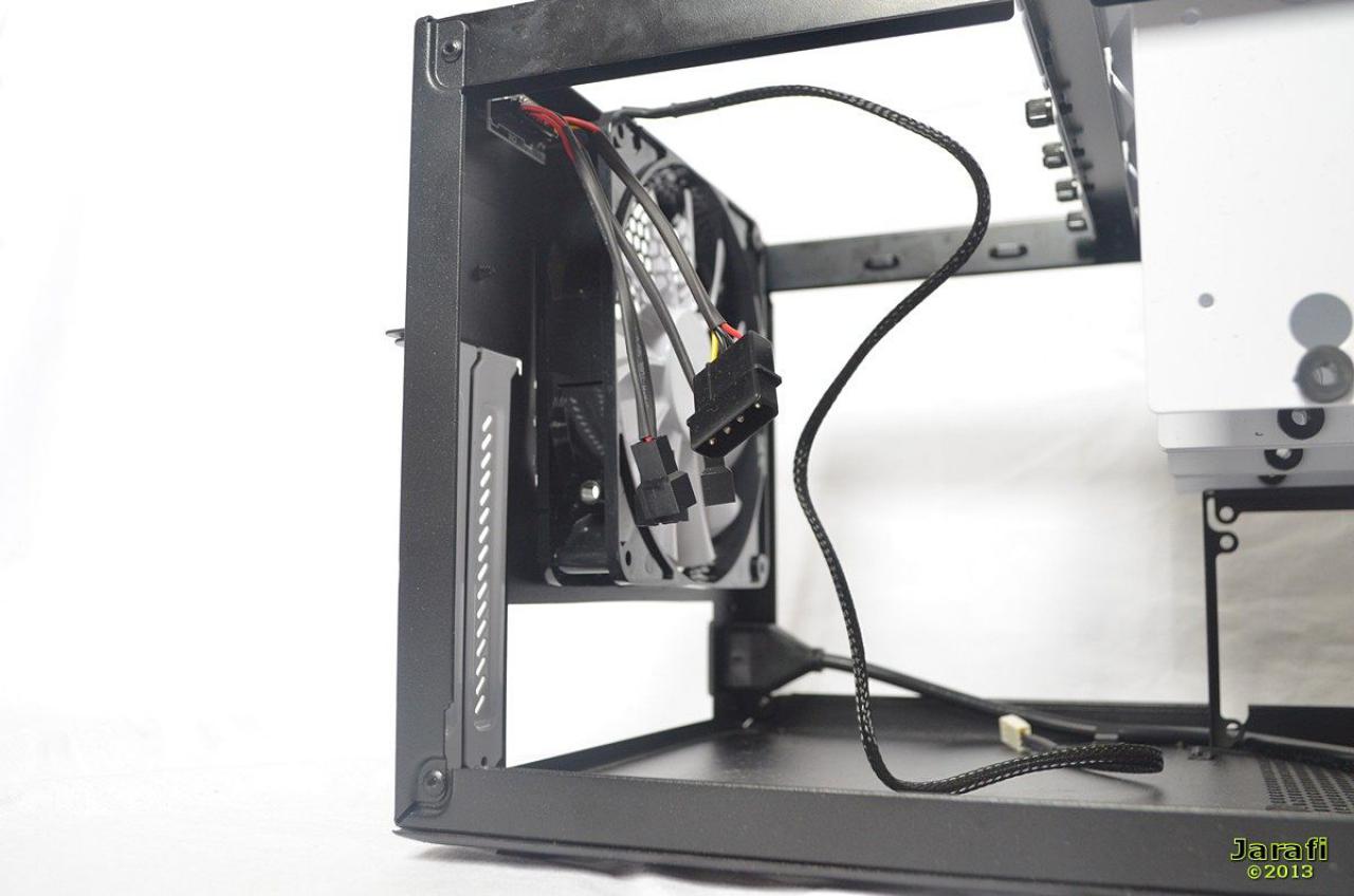 [02/10/2013] Fractal Design Node 304 (35)