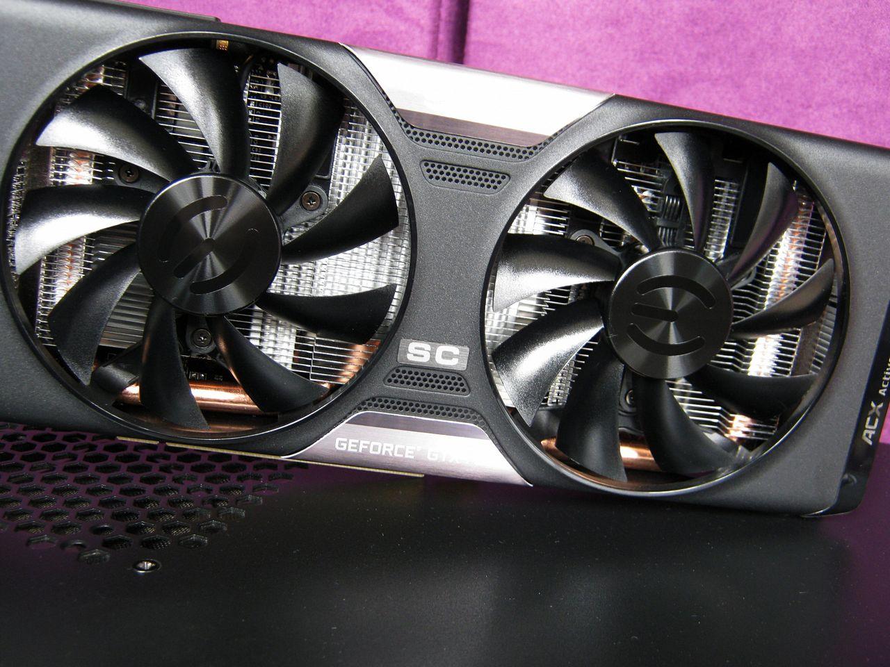 [11/10/2013] Update vom 13.10.: Titan schwitzt am Feuer, Asus Ares im Aktenkoffer, überlange Karten und mehr (11)
