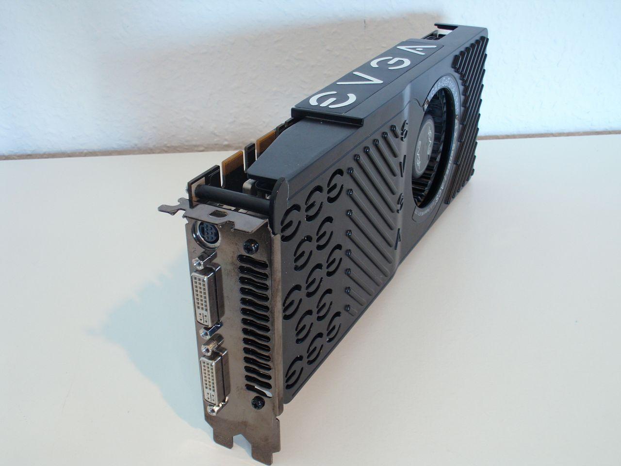 [11/10/2013] Update vom 13.10.: Titan schwitzt am Feuer, Asus Ares im Aktenkoffer, überlange Karten und mehr (18)