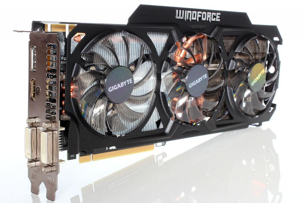 [11/10/2013] Update vom 13.10.: Titan schwitzt am Feuer, Asus Ares im Aktenkoffer, überlange Karten und mehr (34)