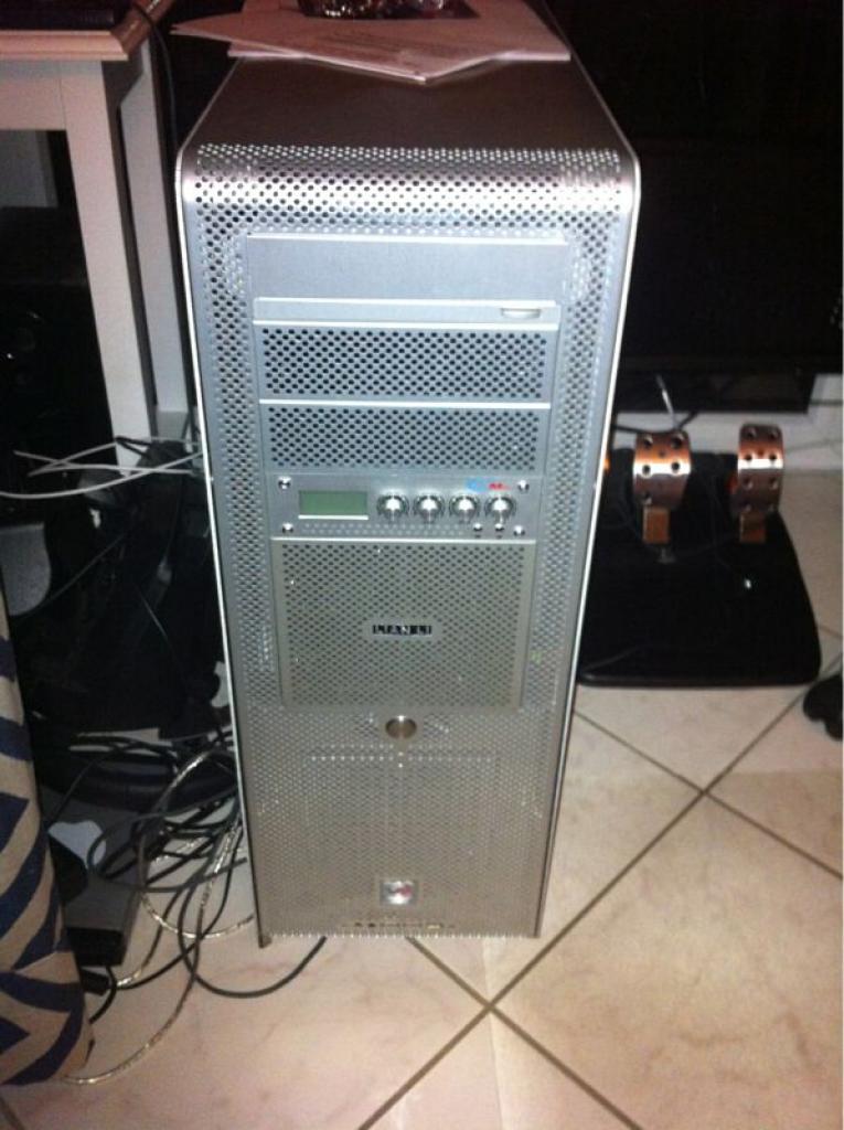 [25/10/2013] Update vom 25.10. mit neuen Lian-Li-PCs (16)