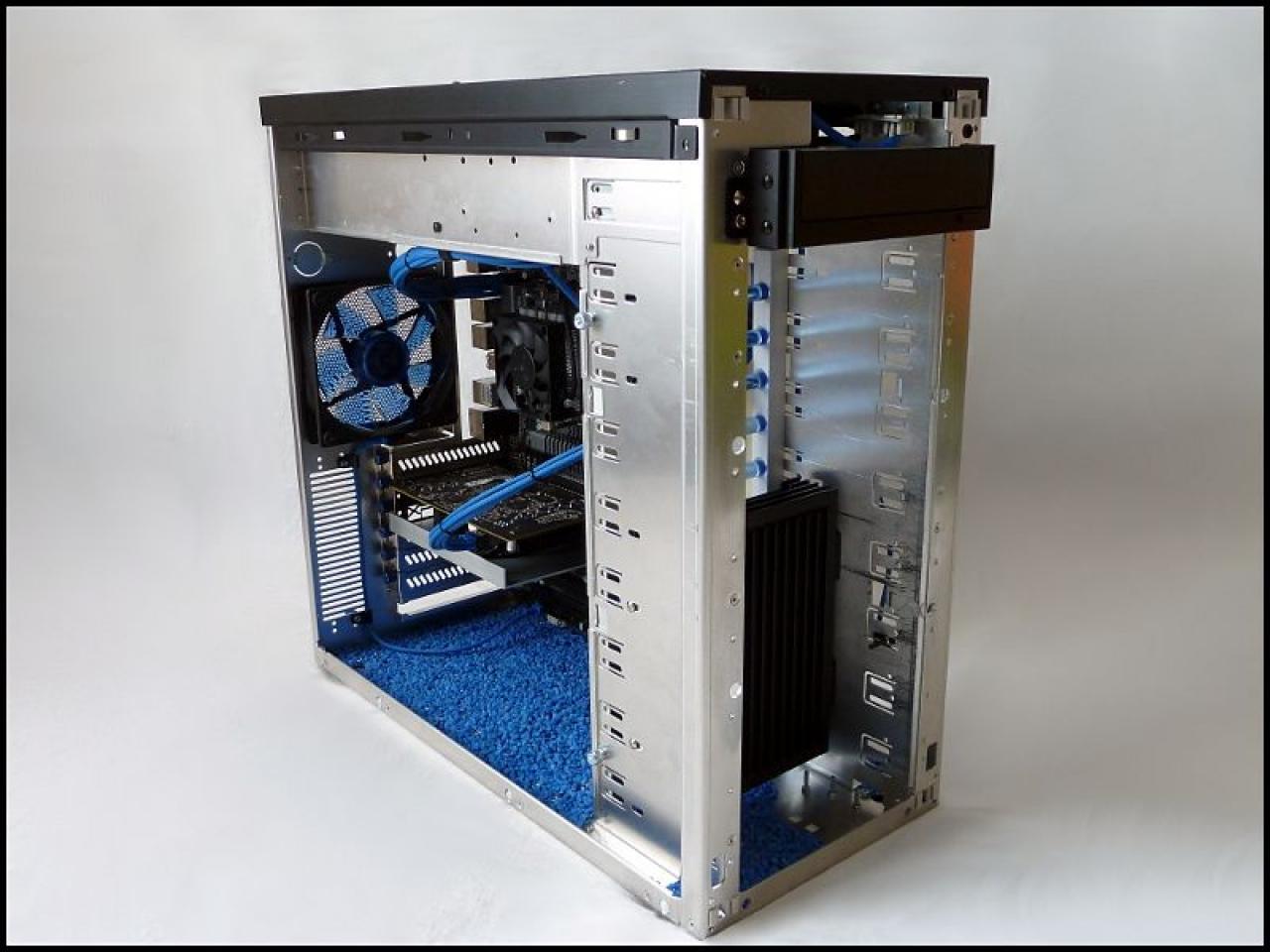 [25/10/2013] Update vom 25.10. mit neuen Lian-Li-PCs (14)