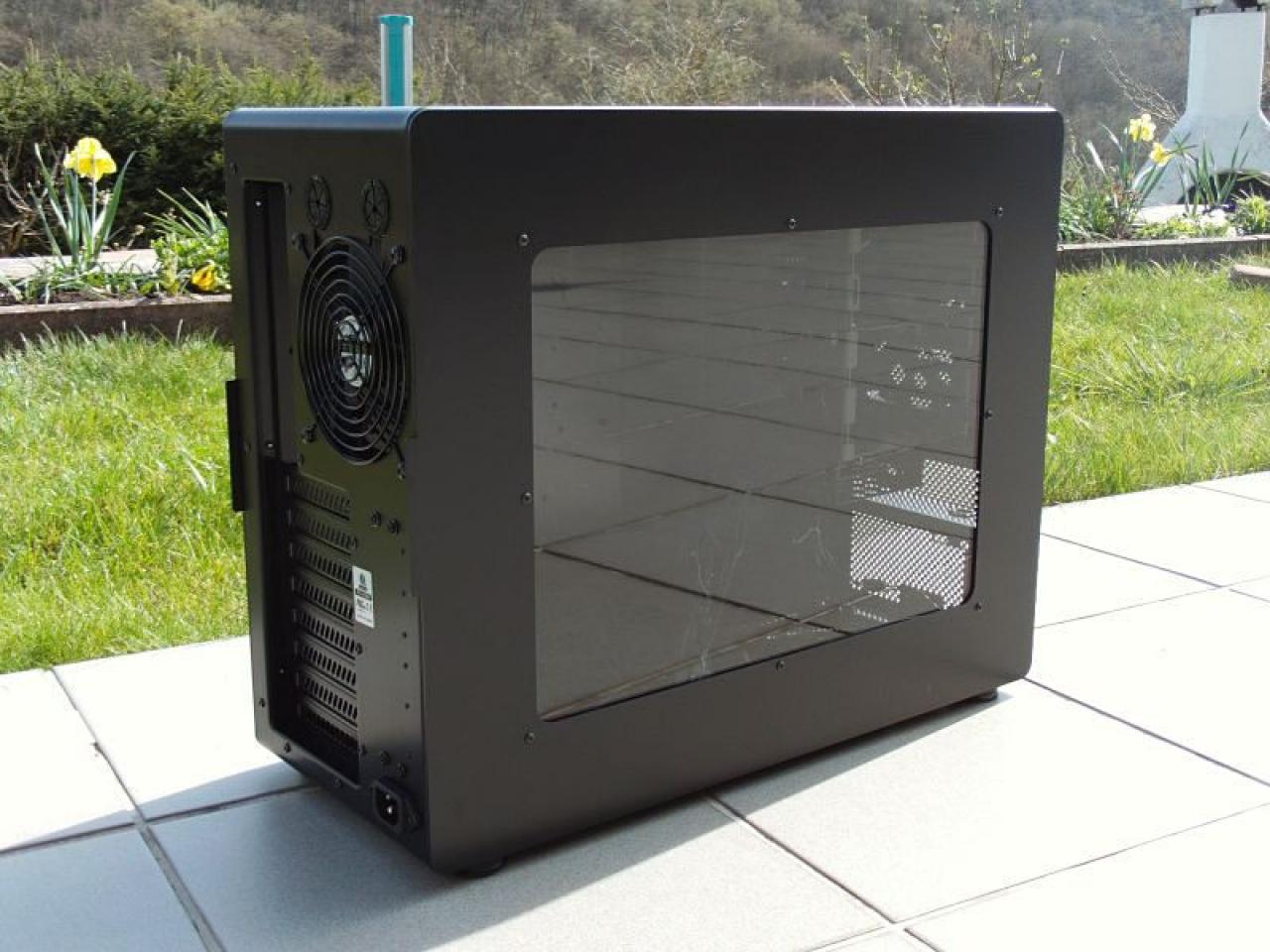 [25/10/2013] Update vom 25.10. mit neuen Lian-Li-PCs (4)