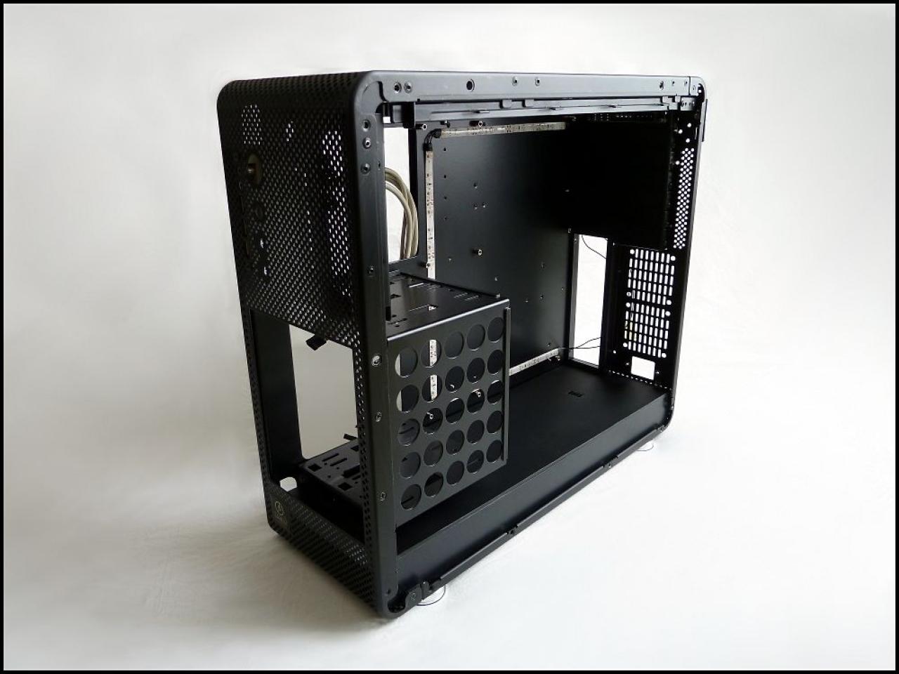 [25/10/2013] Update vom 25.10. mit neuen Lian-Li-PCs (11)