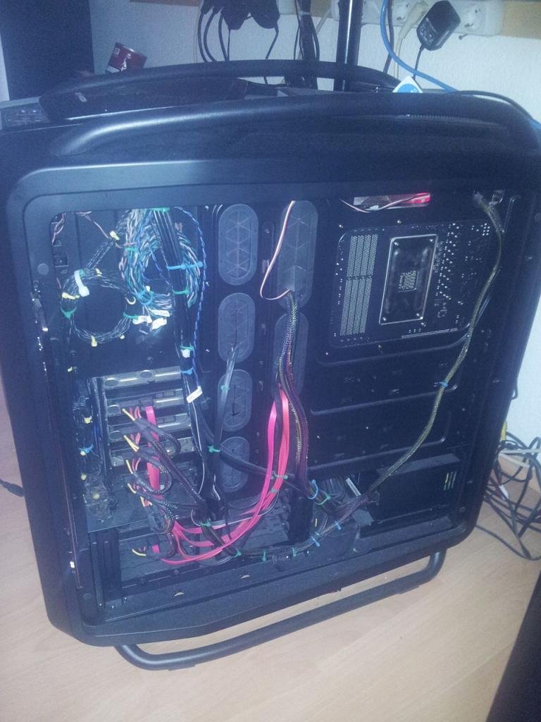 [14/10/2013] Update vom 14.10. mit der bisher schönsten PC-Rückseite? (9)