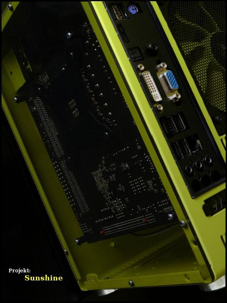 [14/10/2013] Update vom 14.10. mit der bisher schönsten PC-Rückseite? (3)