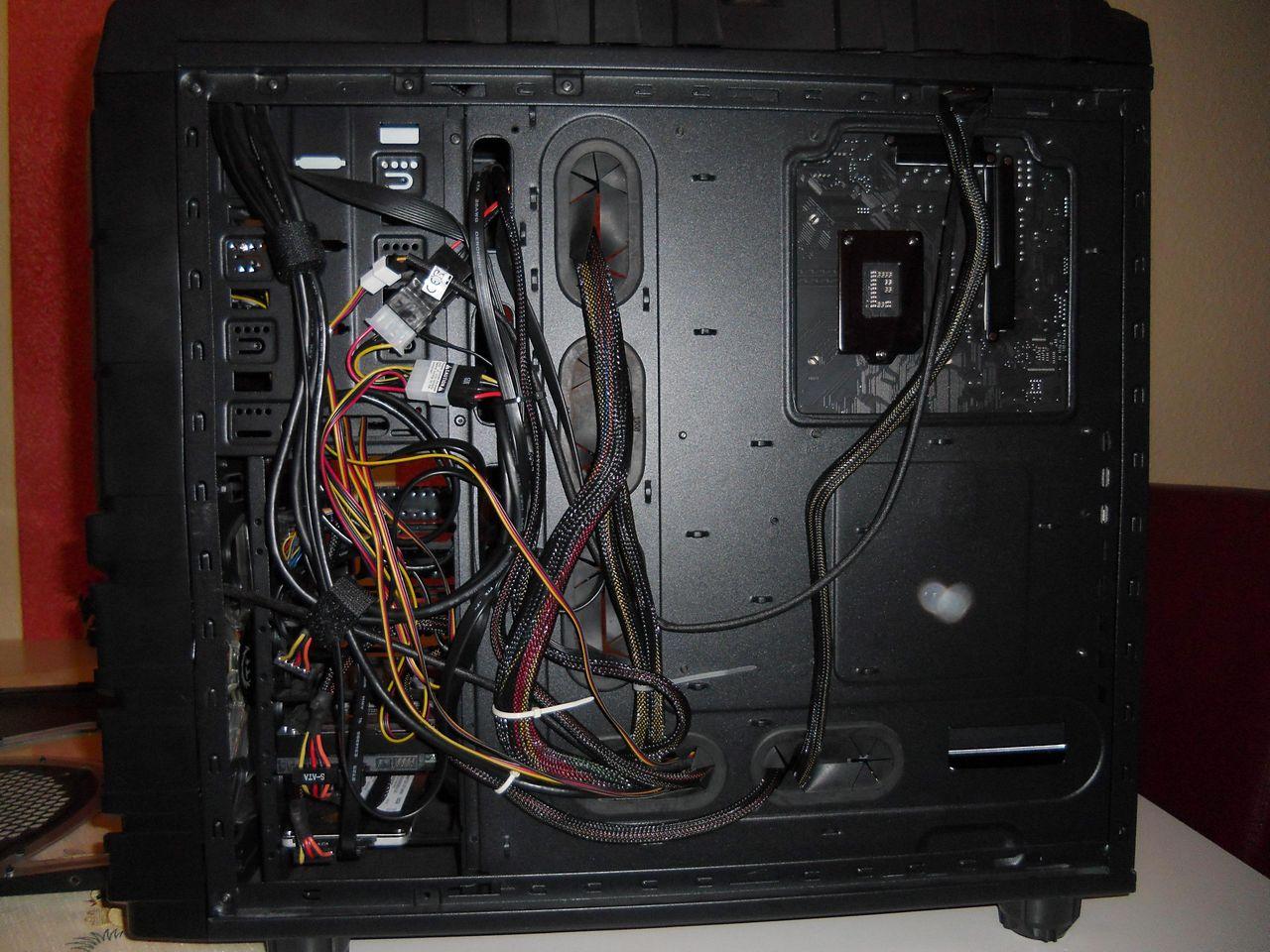 [14/10/2013] Update vom 14.10. mit der bisher schönsten PC-Rückseite? (6)