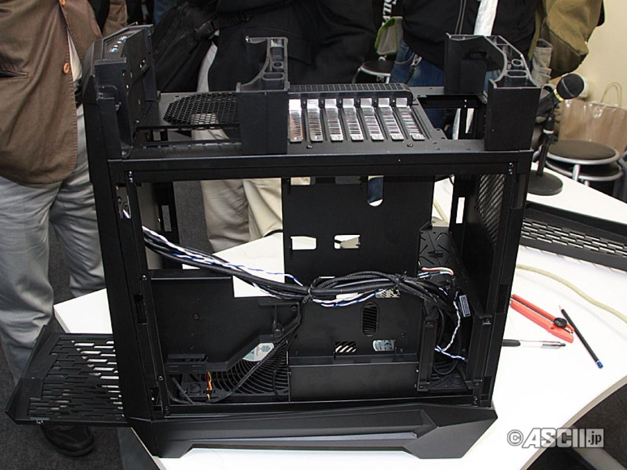 [07/10/2013] Silverstone Raven RV05: Bilder des Prototypen aufgetaucht (5)