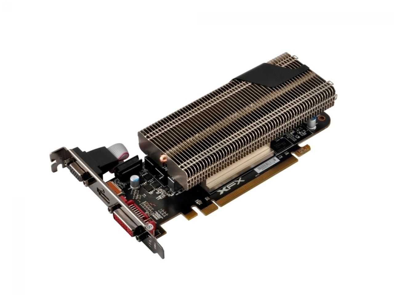 [25/10/2013] AMD Radeon R7 240: XFX stellt erstes komplett passives Design im Low-Profile-Design für 65 Euro vor (4)