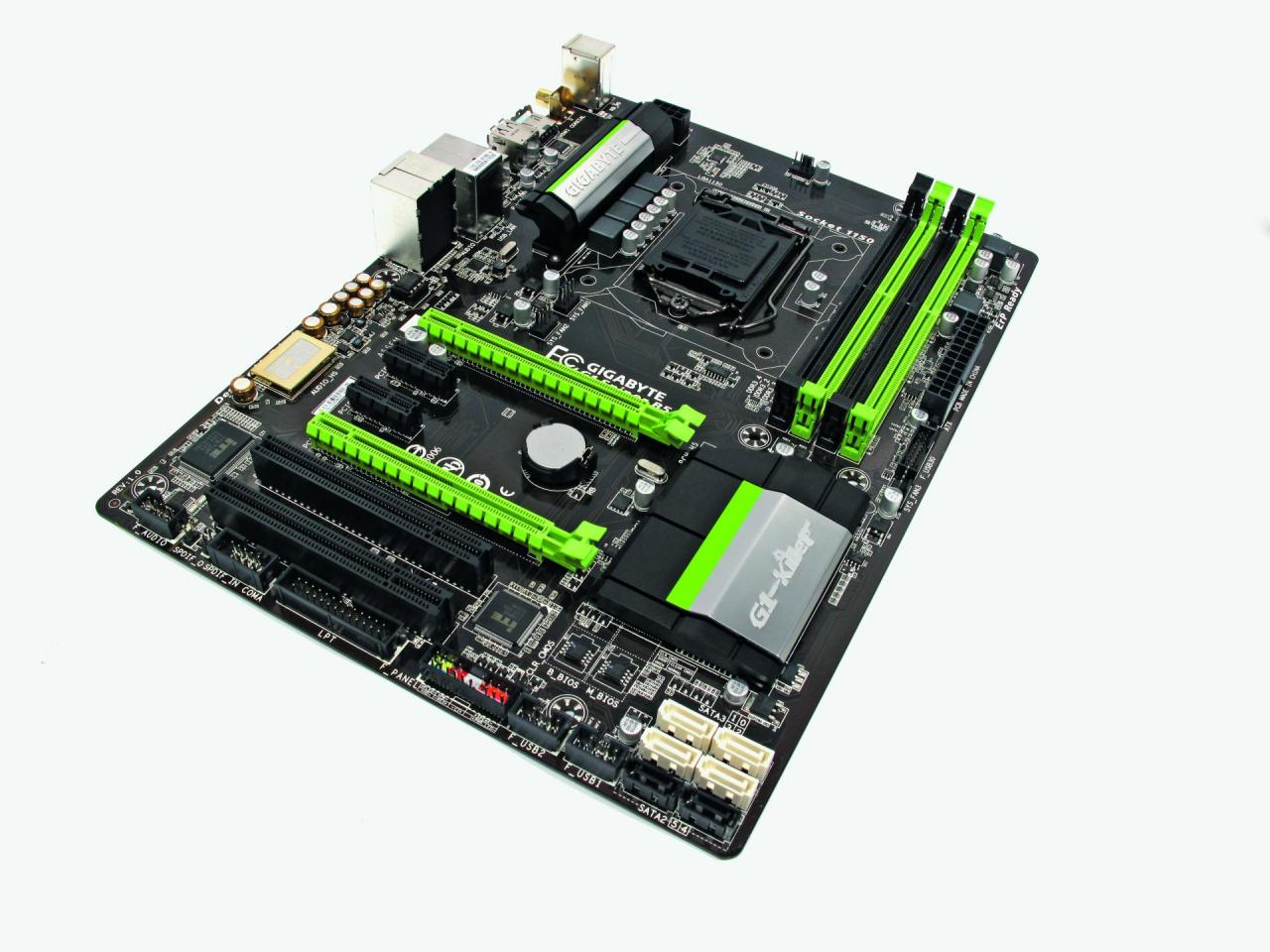 [26/11/2013] Gigabyte G1.Sniper B5 (3)