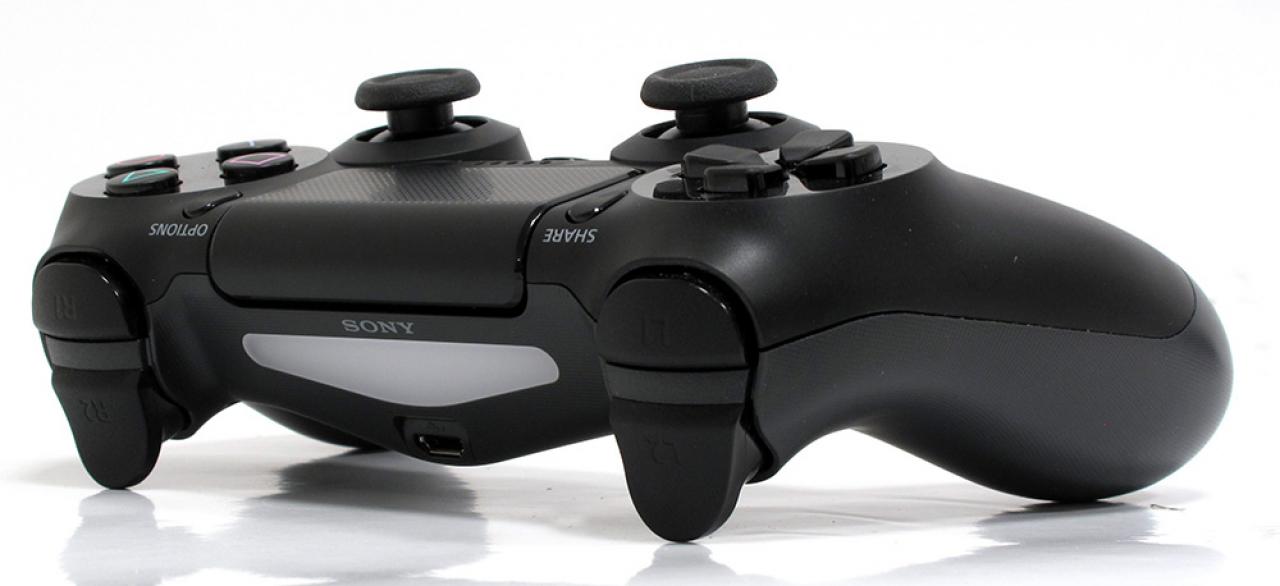 [27/11/2013] Sony Playstation 4 im PCGH-Test (11)