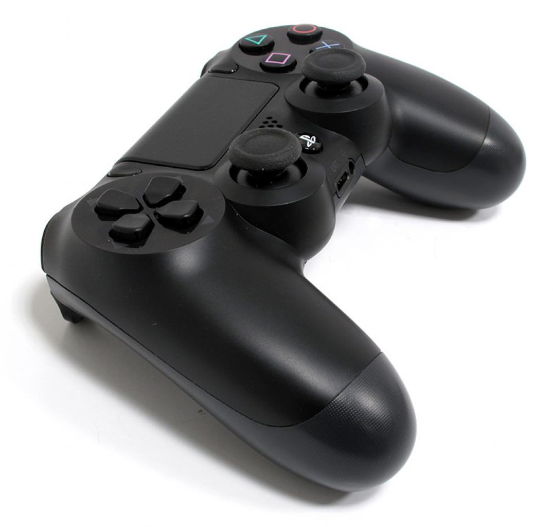 [27/11/2013] Sony Playstation 4 im PCGH-Test (16)