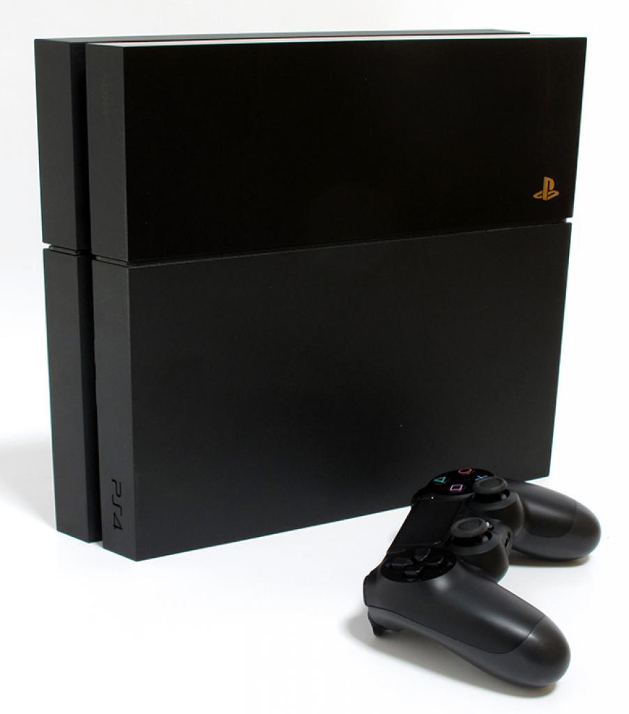 [27/11/2013] Eine vertikale Aufstellung der PS4 ist aufgrund der Hitzeentwicklung nicht empfehlenswert.