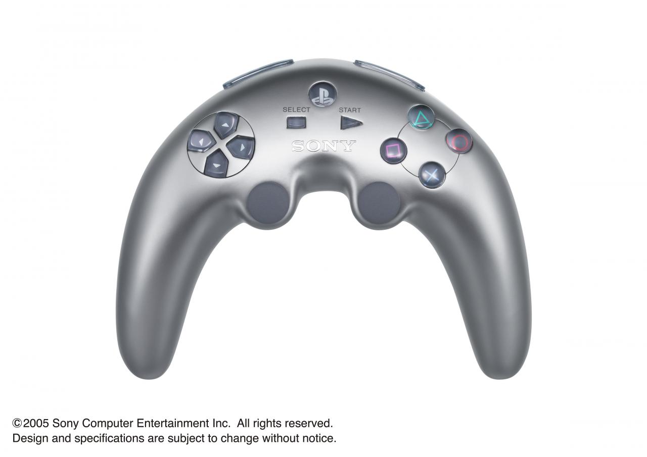 [12/11/2013] Boomerang-Prototyp des Playstation-3-Controllers.