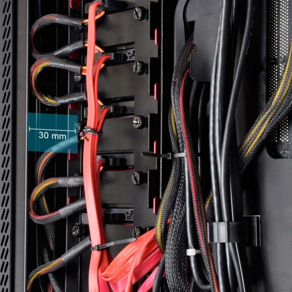[28/11/2013] Lian Li PC-A51 Prototyp: Hersteller fragt in englischen Foren nach Verbesserungsvorschlägen (12)