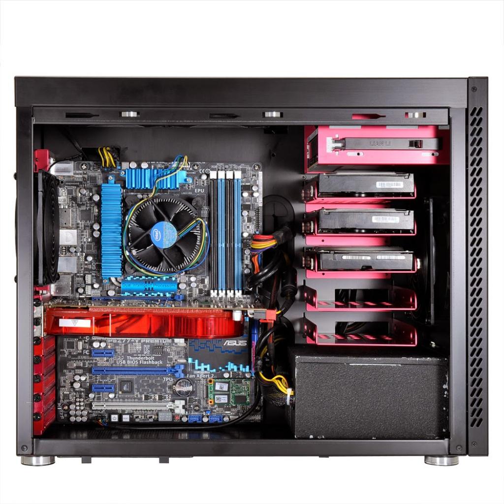 [28/11/2013] Lian Li PC-A51 Prototyp (3)