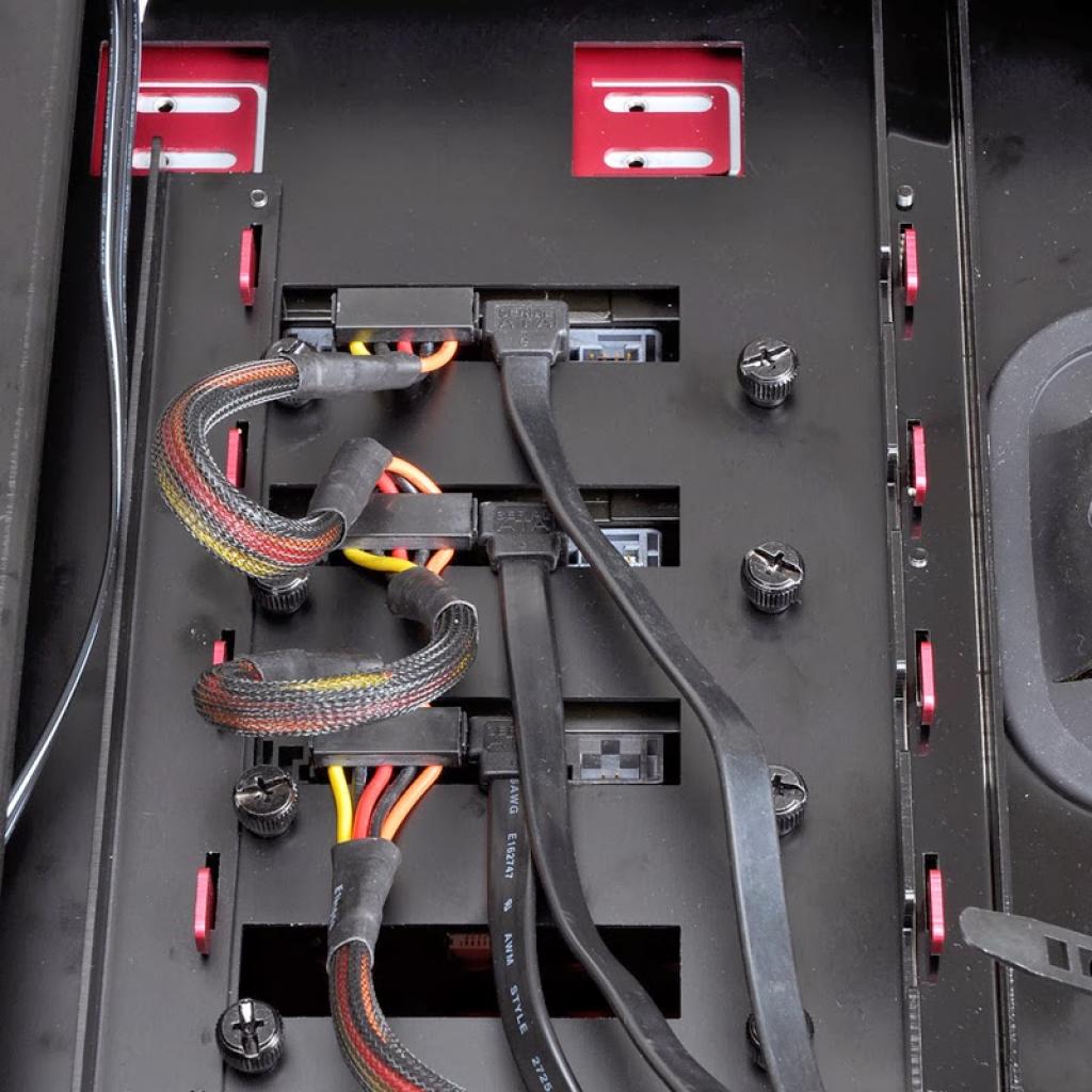 [28/11/2013] Lian Li PC-A51 Prototyp: Hersteller fragt in englischen Foren nach Verbesserungsvorschlägen (8)