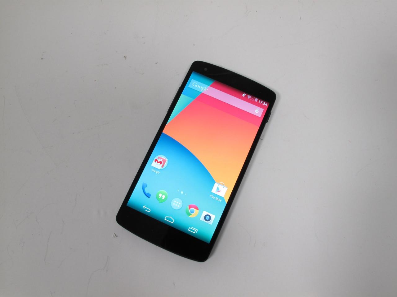 [25/11/2013] Nexus 5 im Test: Ein würdiges Mitglied im Full-HD-Reigen? (3)