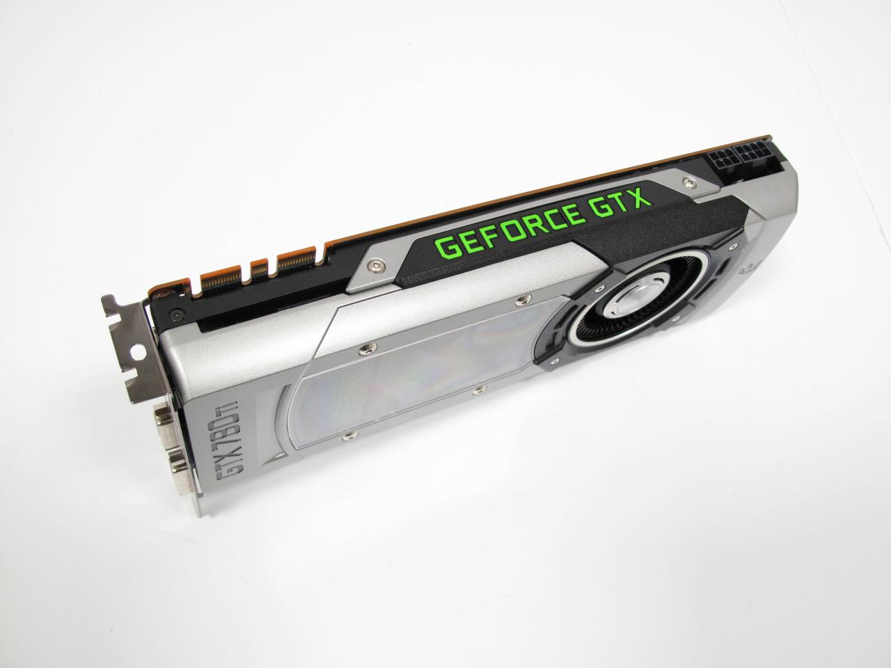 [07/11/2013] Geforce GTX 780 Ti (7)