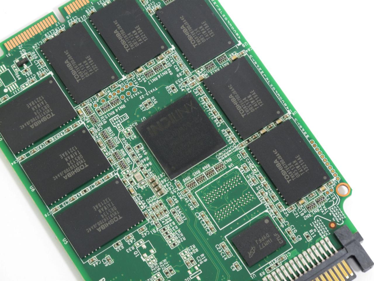 [07/11/2013] OCZ Vector 150 im Test: Was leistet OCZ' neue Enthusiasten-SSD? (2)