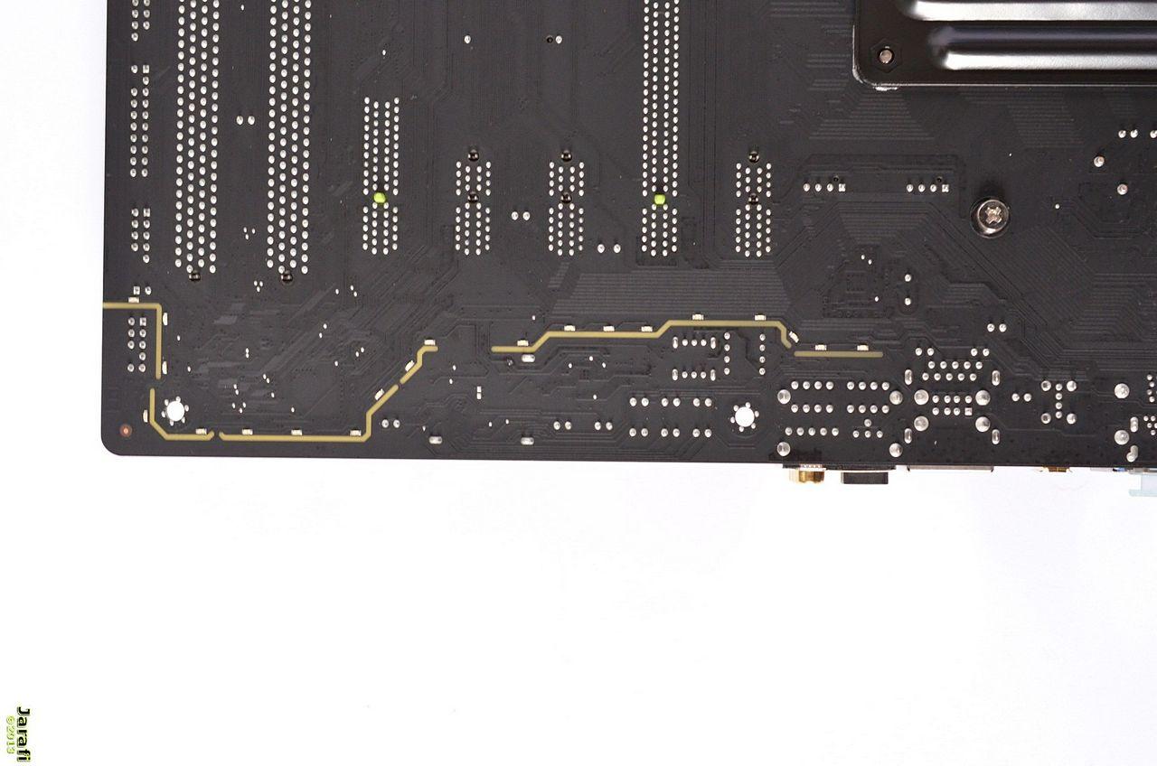 [25/11/2013] Gigabyte G1.Sniper A88X (28)
