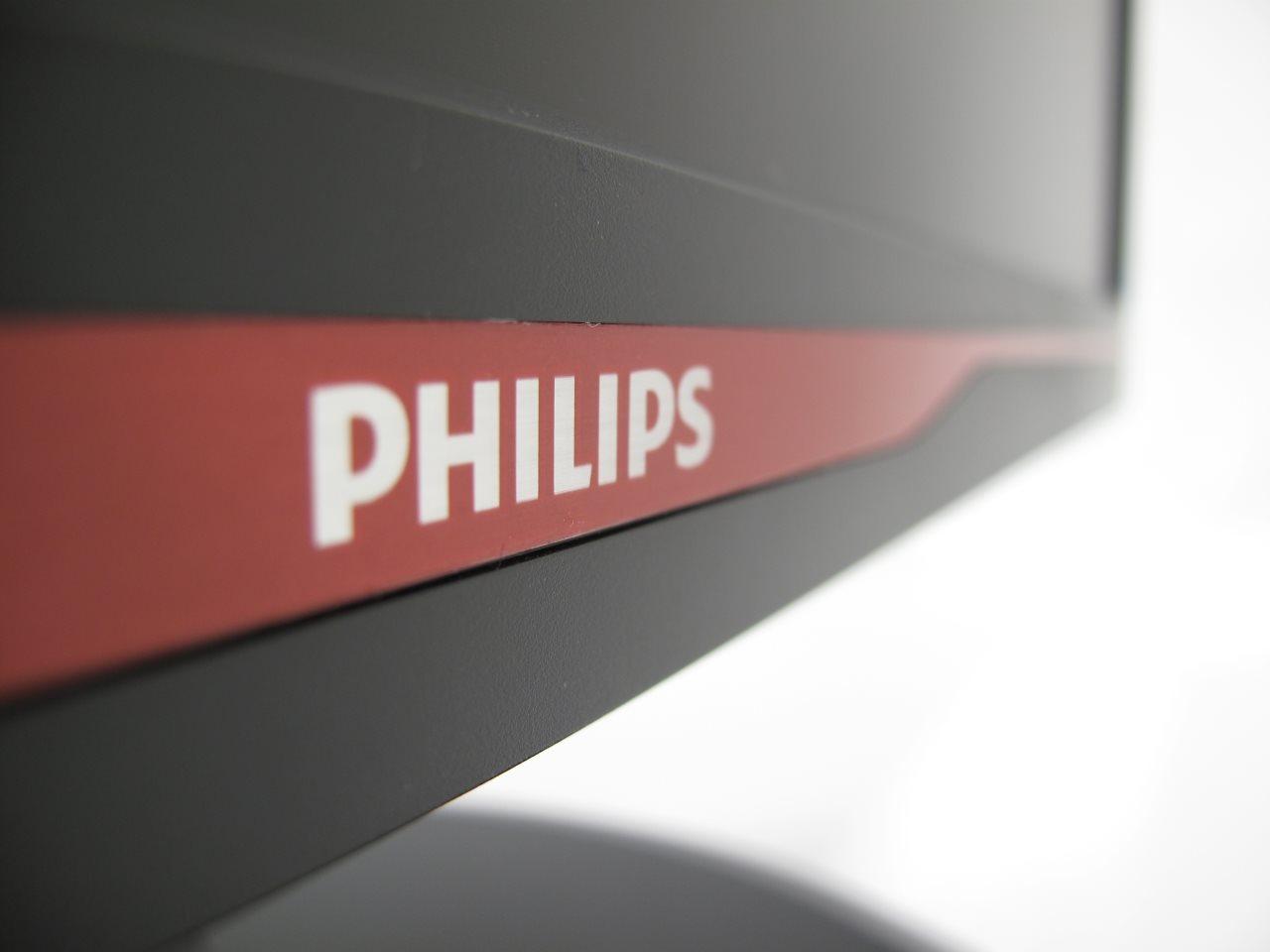 [14/11/2013] Philips 242G: Schriftzug