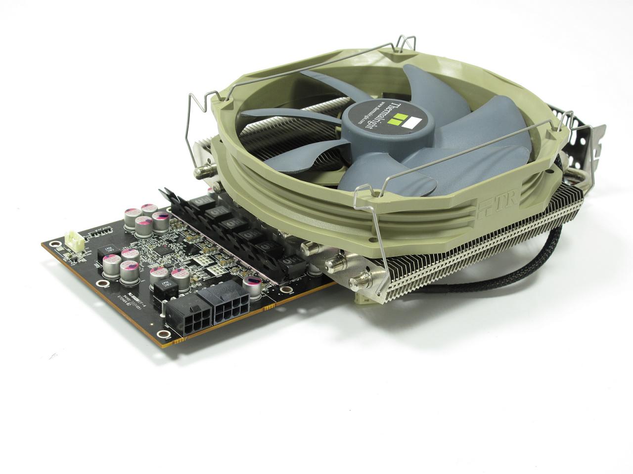 [04/11/2013] Radeon R9 290 @ 290X: Gern, aber wohin mit der Leistung? Downsampling, bitte!